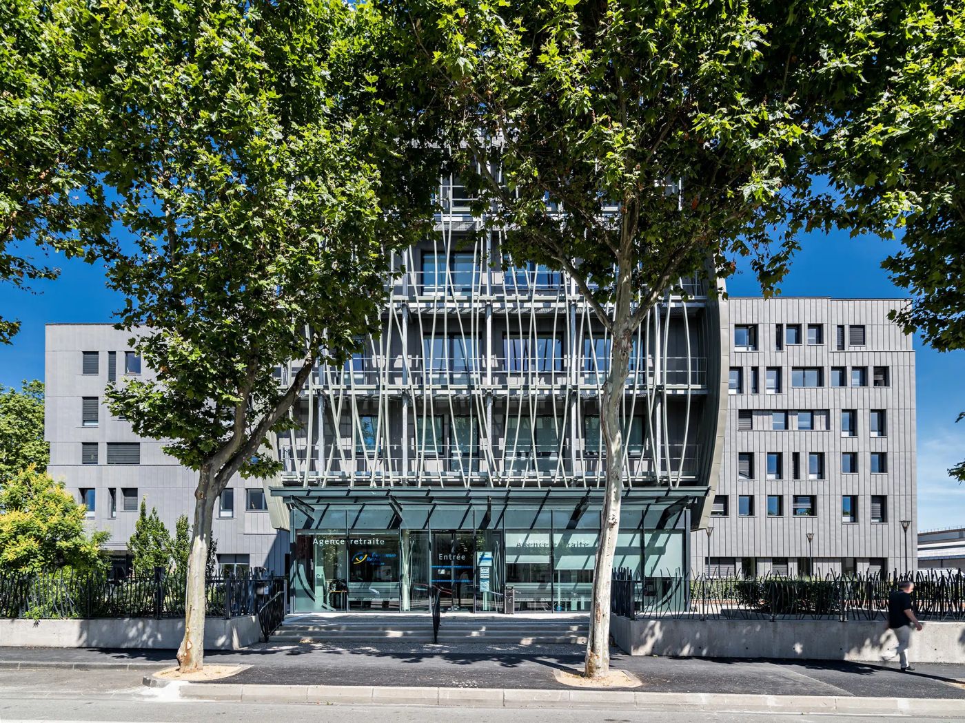 Zinc pigmento vert et rouge, zinc Quartz VM Zinc, ossature et isolation, Clermont-Ferrand — photo 1